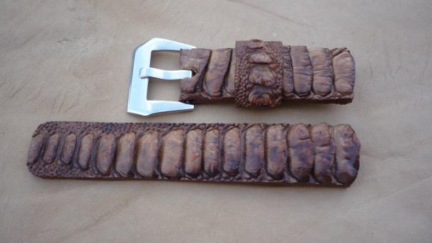 CUREA DE CEAS MODEL Patte D'autruche.